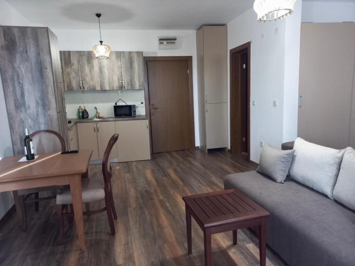 Pirin Golf Hotel Private Studios - Sani, Bansko Razlog Exterior photo